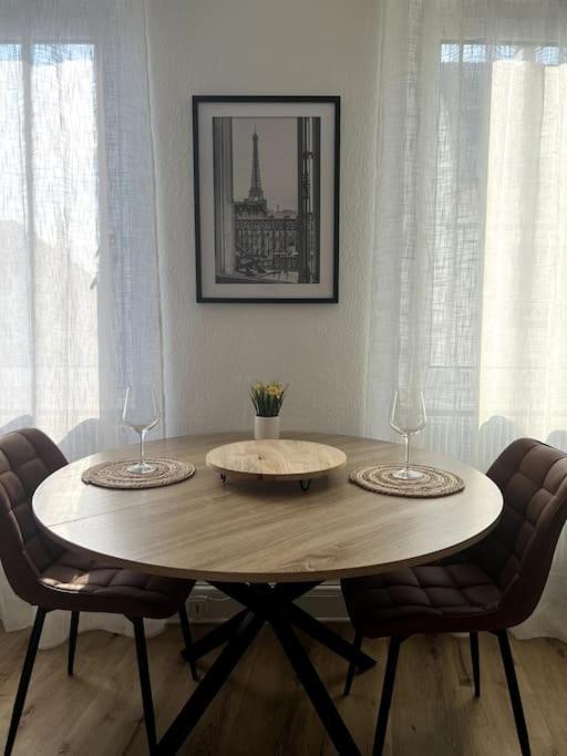 Appartement Cosy Et Lumineux Avec Parking Gratuit Кольмар Экстерьер фото