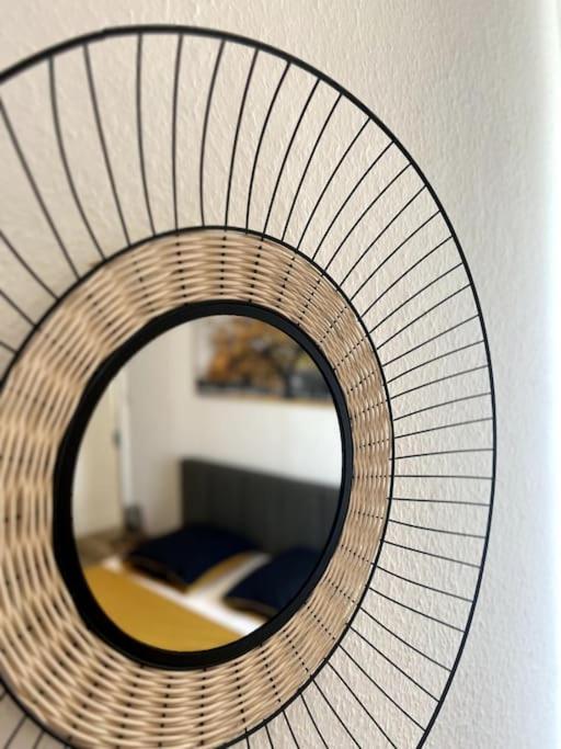 Appartement Cosy Et Lumineux Avec Parking Gratuit Кольмар Экстерьер фото